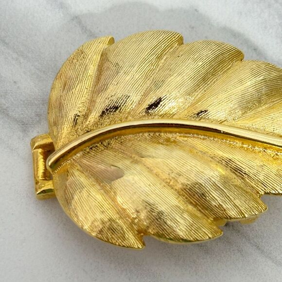 Mimi Di N Vintage 1991 Gold Tone Leaf Belt Buckle Piece - Picture 10 of 12